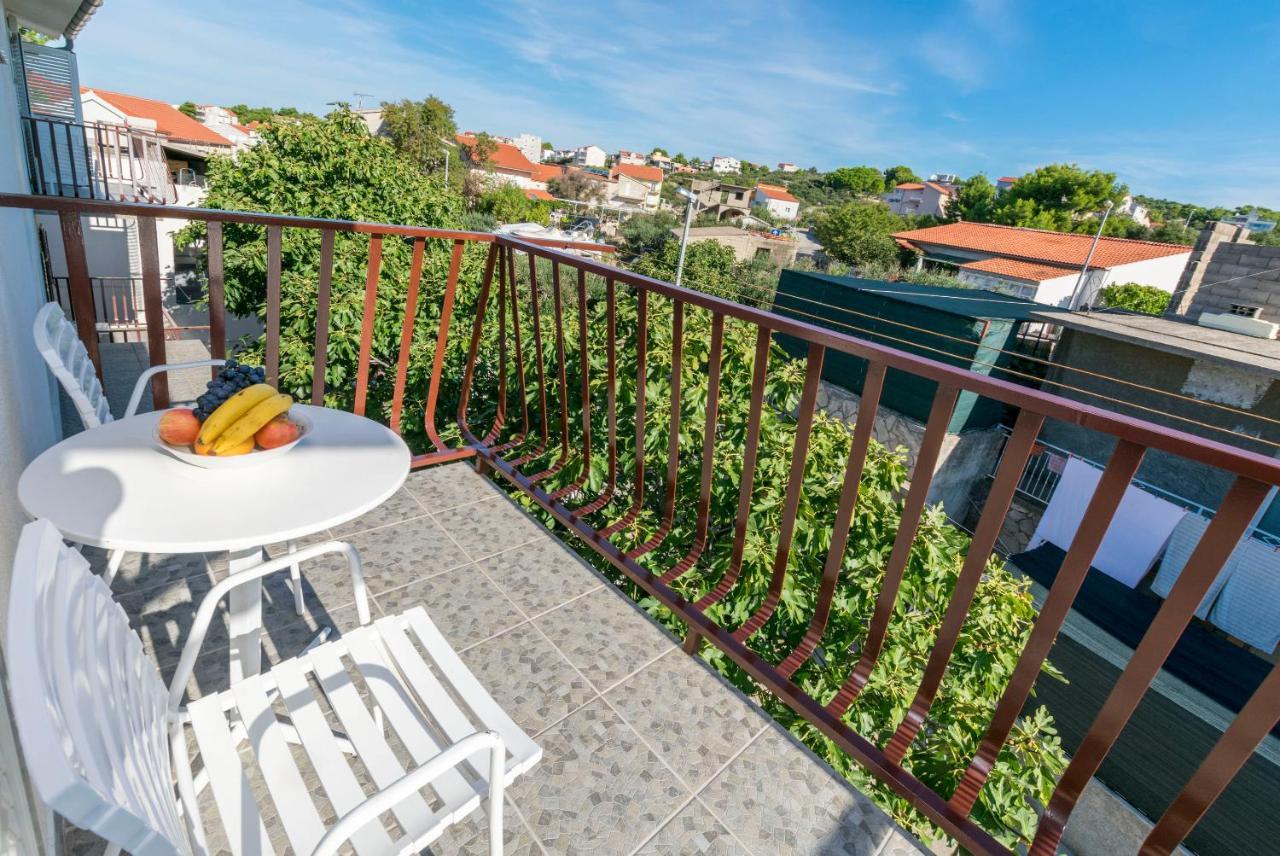 Apartments Matejka Primošten Exterior foto