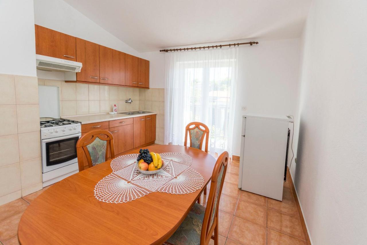 Apartments Matejka Primošten Exterior foto