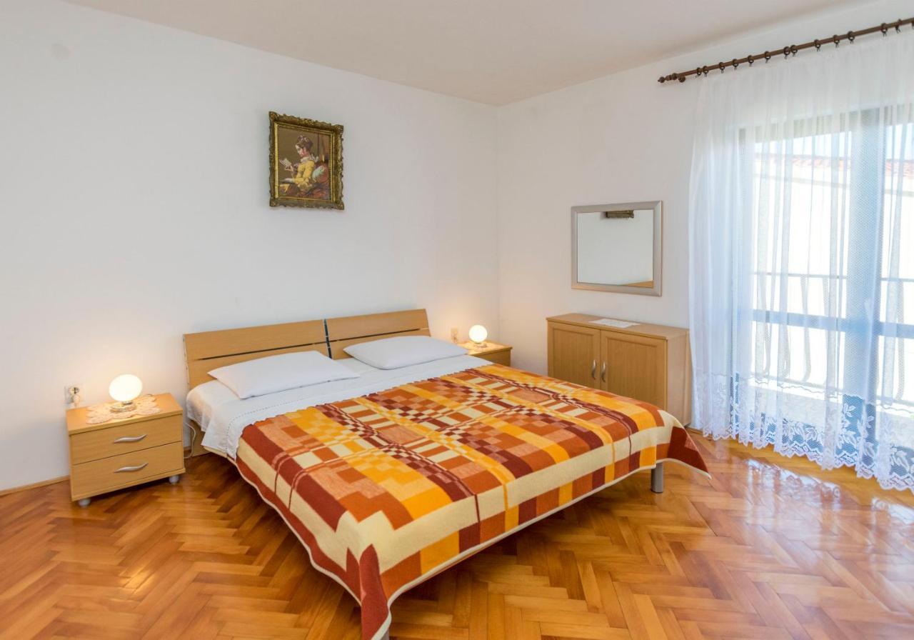 Apartments Matejka Primošten Exterior foto